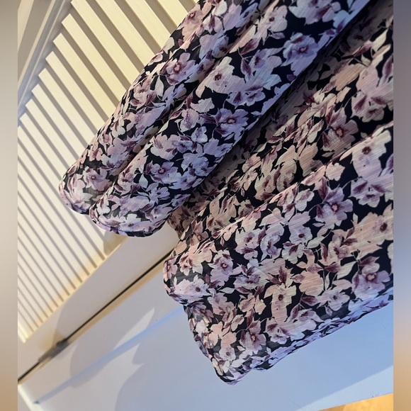 New without tag Connected Purple Floral dress - Picture 6 of 8